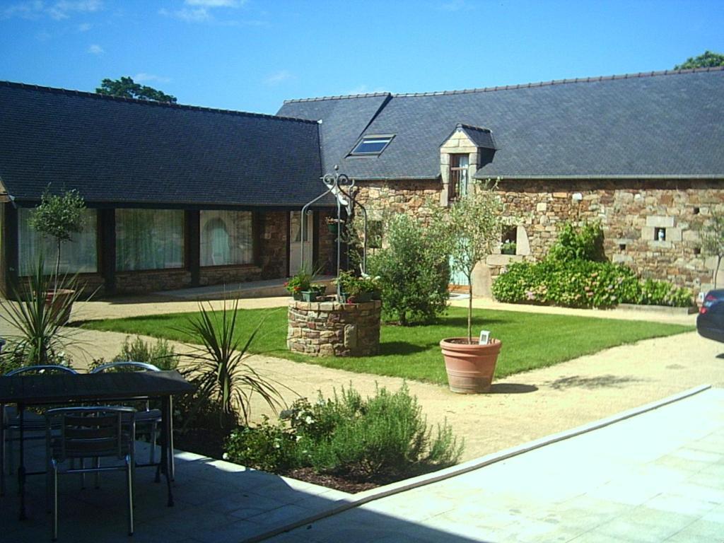 فندق Domaine De Kermodest Quemper-Guézennec المظهر الخارجي الصورة
